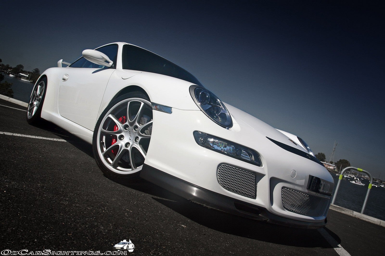 porsche gt3 blue