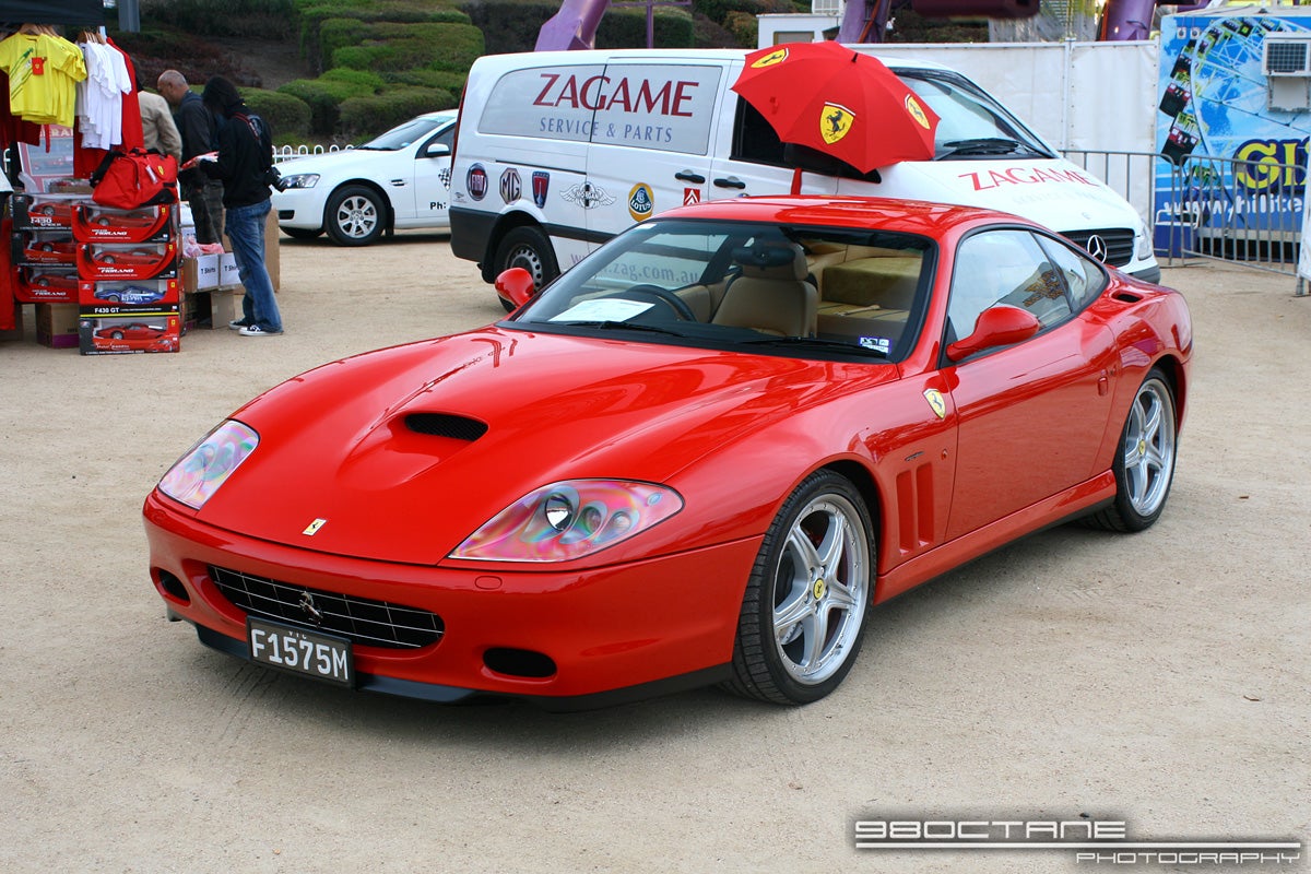 Ferrari_575M_Maranello_-_front_left_(Birrung_Marr,_Victoria,_19_April_2009).JPG