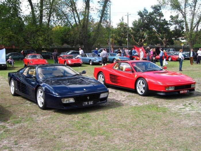 Ferrari 512 TR and Testarossa blue and red front right