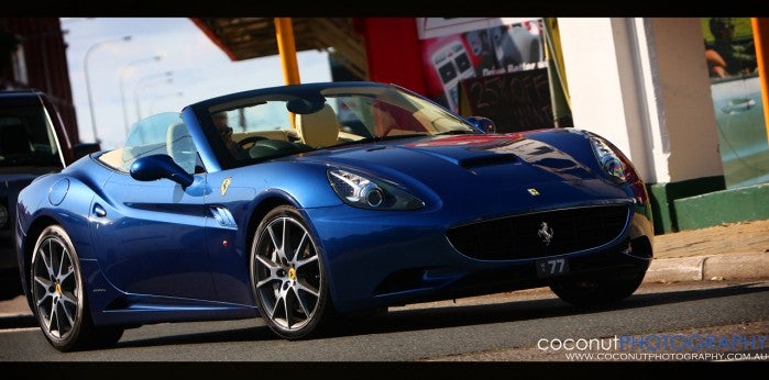 ferrari california wallpaper. Ferrari California blue