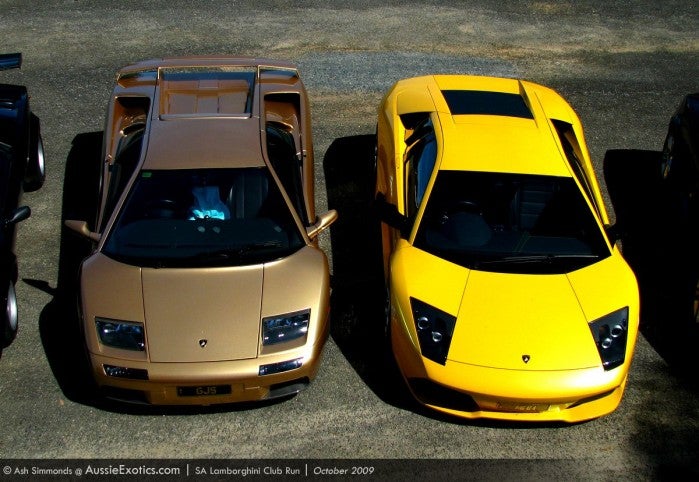 Lamborghini Diablo and Murcielago top down wallpaper